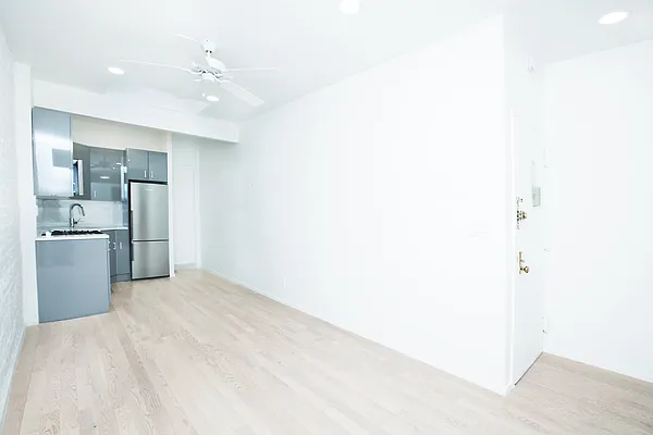 Rented by HH Realty | media 17