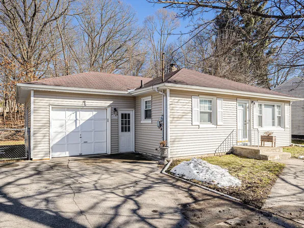 8113 Bruning St, Portage, MI 49002