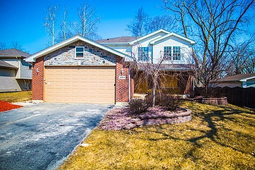 2nd image of 3864 W 154th Pl