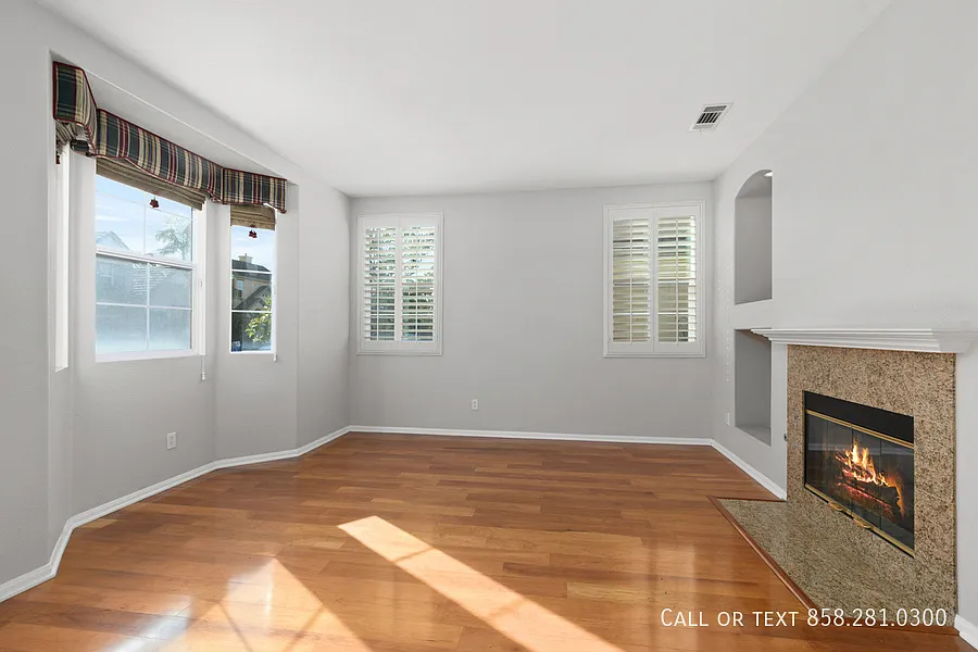 3 bed, 3.5 bath, 2215 sqft, $5,200 — Photo 4