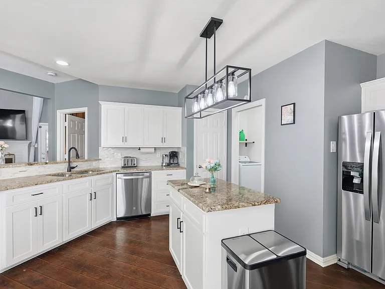 537 Purdue Dr — Photo 16