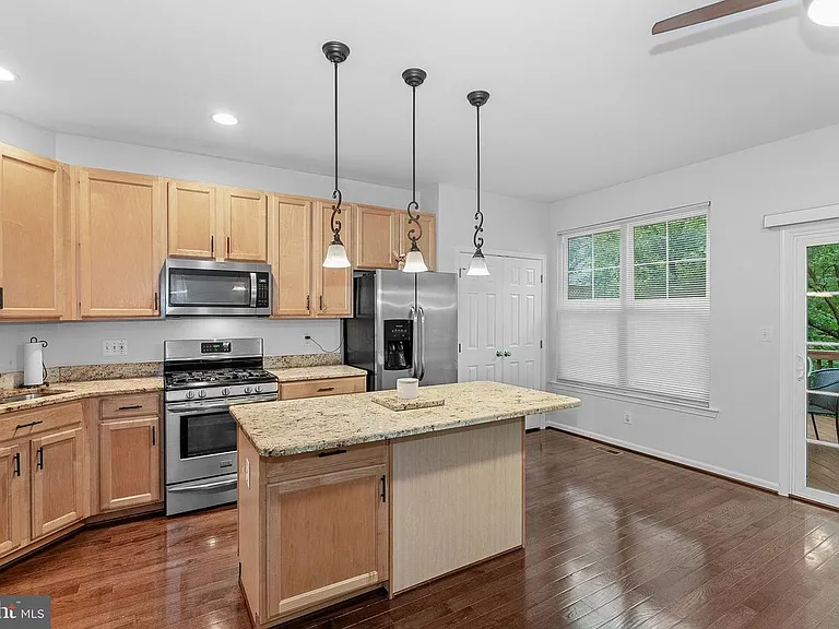 43116 Autumnwood Sq — Photo 3