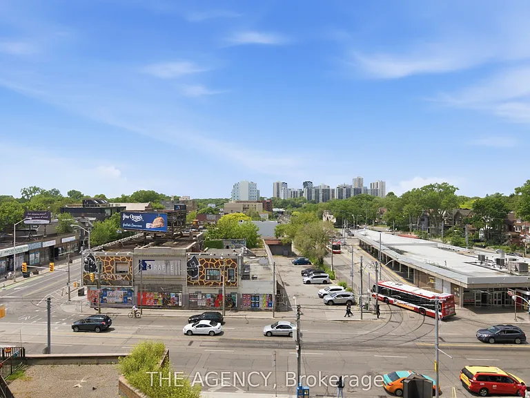 2350 Dundas St W #520A — Photo 3