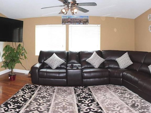 2nd image of 340 Eucalyptus Dr #340