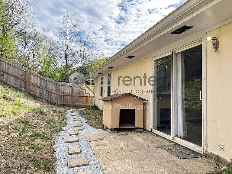 801 Ely Rd — Photo 10