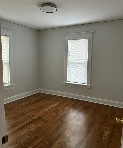 172 Kings Hwy E — Photo 7