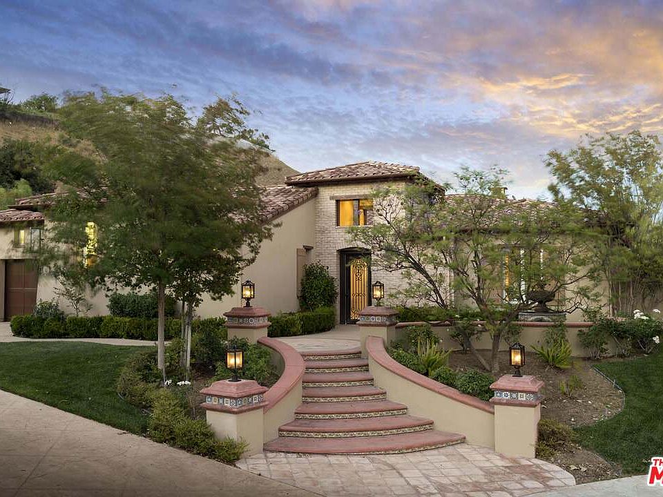 1st image of 4241 Prado De Los Pajaros