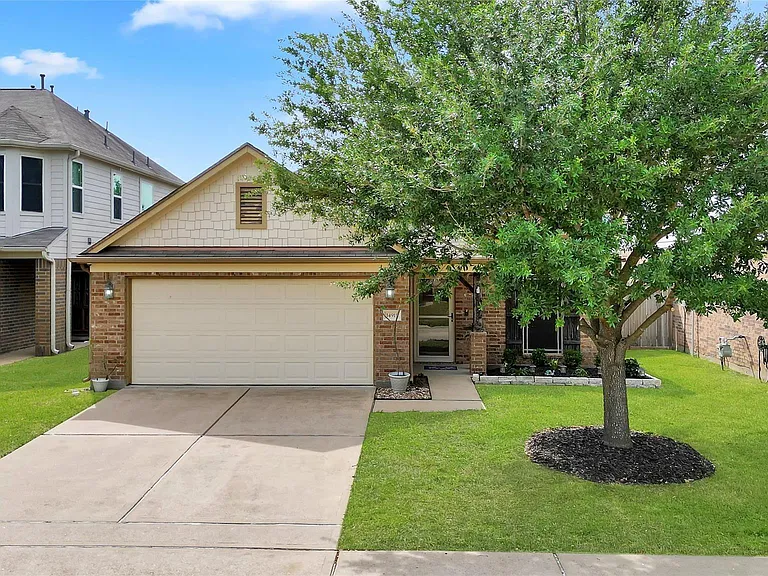 14915 Calico Heights Ln — Photo 3