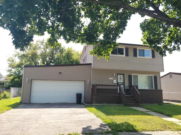 1169 Oleander Dr, Mount Morris, MI 48458