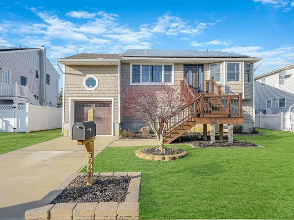 3661 Alcona Street, Seaford, NY 11783