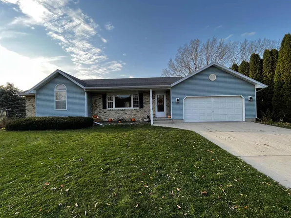 102 SUNSET CIRCLE, Columbus, WI 53925