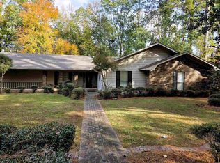 12 Elmwood Cir, Pine Bluff, AR 71603