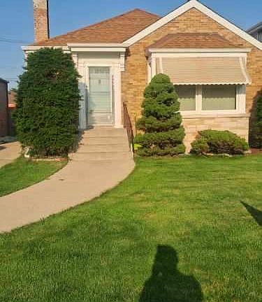 3rd image of 5117 N Neva Ave