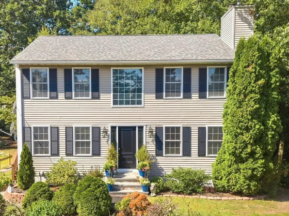 777 New Plainville Rd, New Bedford, MA 02740