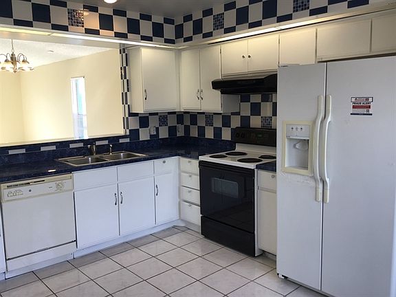 5th image of 198 Seabreeze Cir
