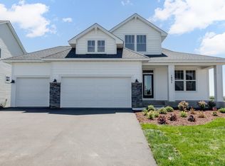 1931 Fallbrooke Dr, Hastings, MN 55033