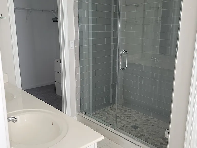 817 Charles Bank Ave SE #817 — Photo 11