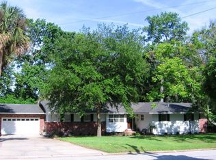 1005 Rio Saint Johns Dr, Jacksonville, FL 32211