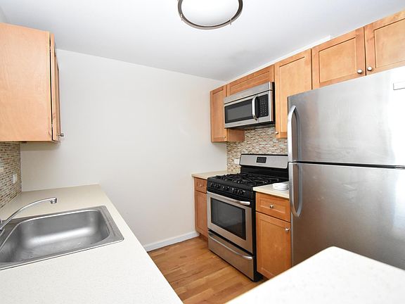 2nd image of 122 N 3rd Ave #11G