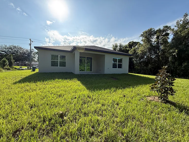 232 Bell Blvd S — Photo 16