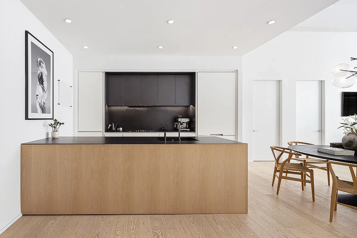 168 Plymouth Street — Photo 3