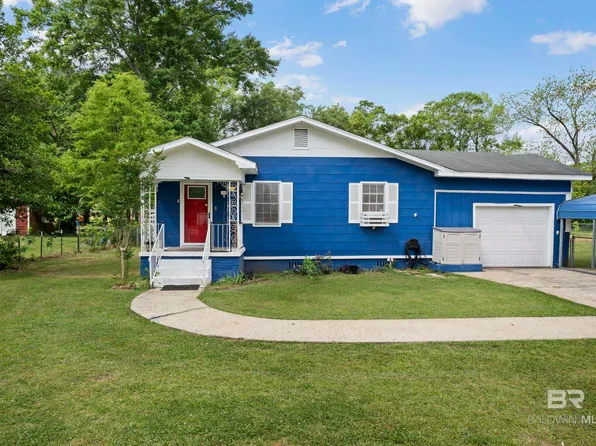 1411 Hand Ave, Bay Minette, AL 36507