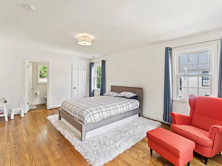 Bedroom, used as guest room