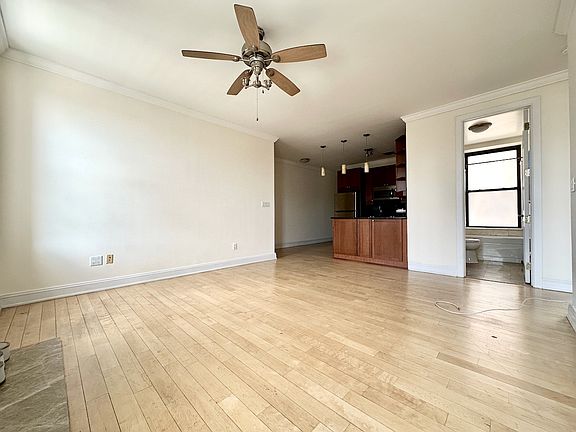 3rd image of 742 Saint Nicholas Ave #6