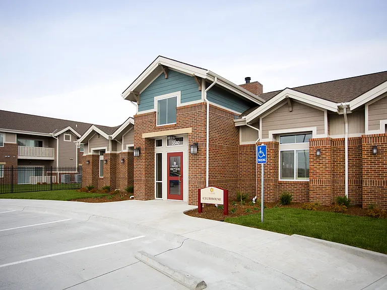 SunSTONE at Fox Ridge — Photo 11