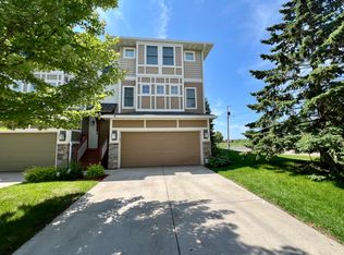 1922 Red Maple Ln, Northfield, MN 55057