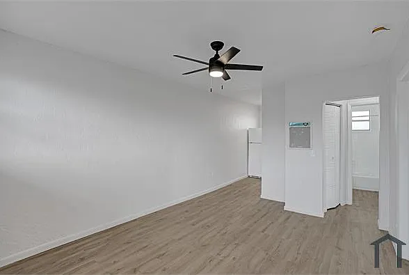 1 bed, 450 sqft, $1,350 — Photo 3