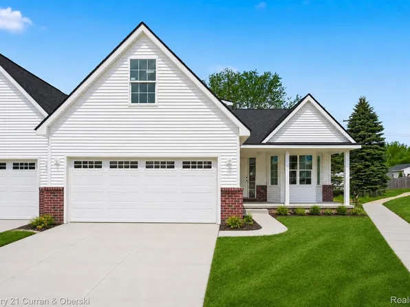 828 Nelsons Ridge Dr #20, Howell, MI 48843