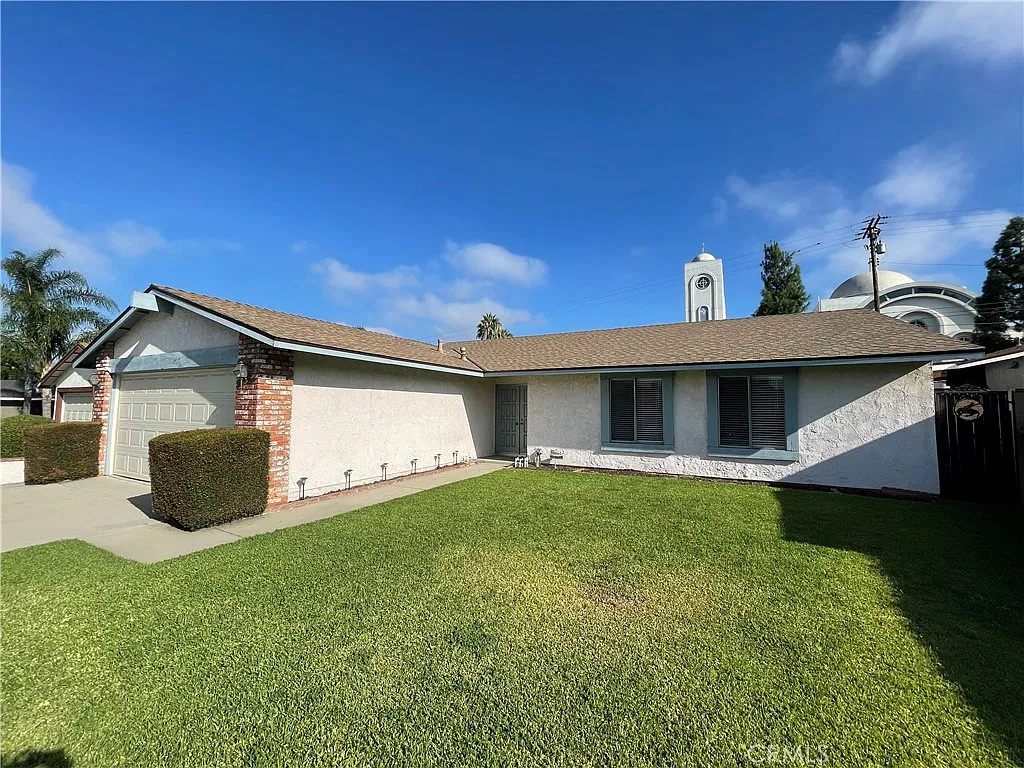3 bed, 1262 sqft, $4,000 — Photo 3
