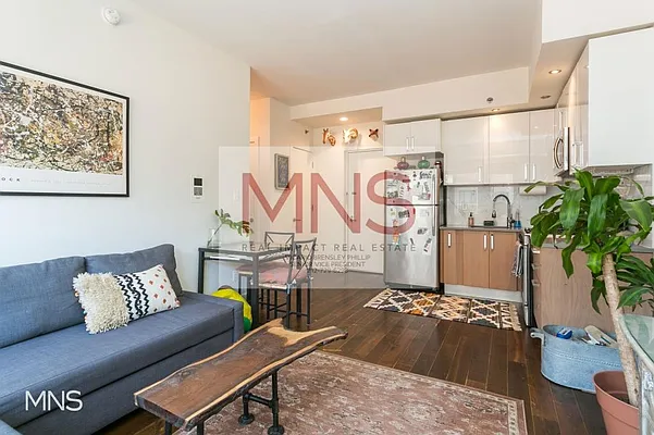 Rented by MNS | media 29