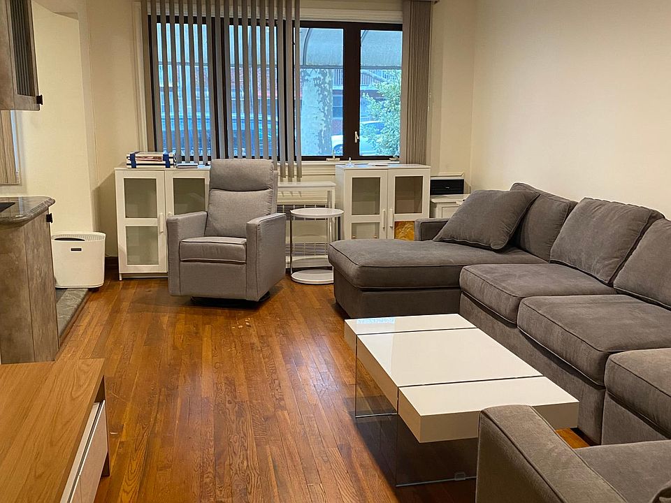1st image of 1277 E 56th St #1
