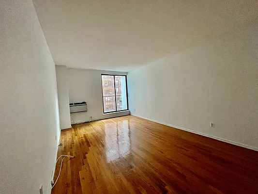 Rented by Compass | media 4