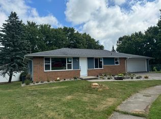 1505 Eisenhower Dr, La Porte, IN 46350