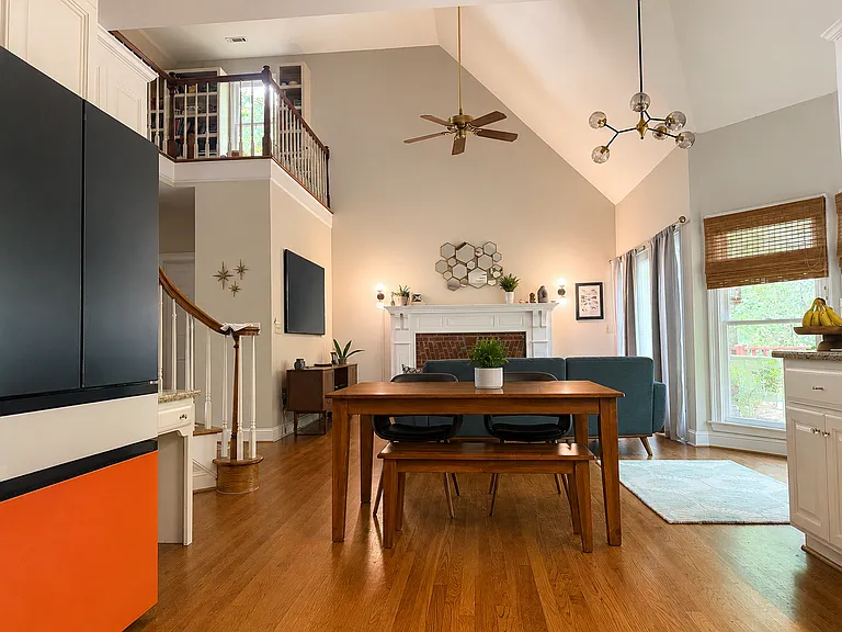 223 Deer Spring Ln — Photo 15