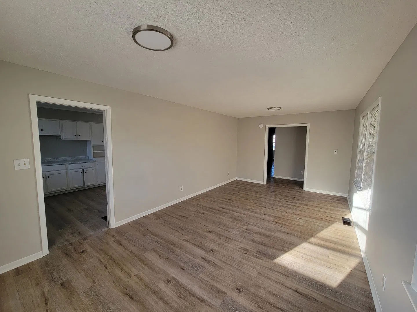 4 Reynolds Dr — Photo 3
