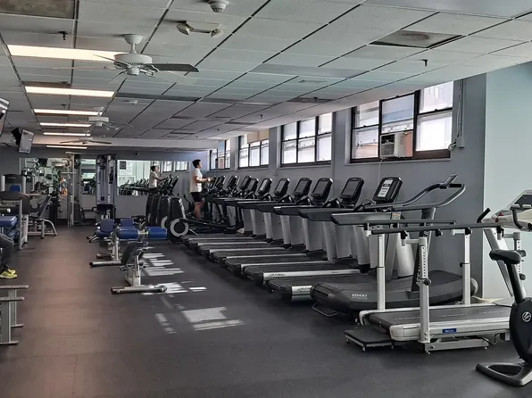 7002 Blvd East image 16 of 31