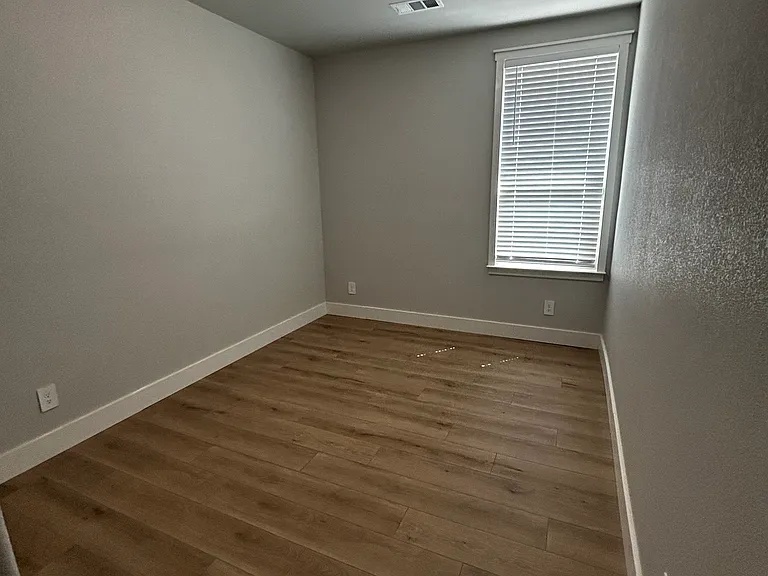 7302 McPherson Ln — Photo 6