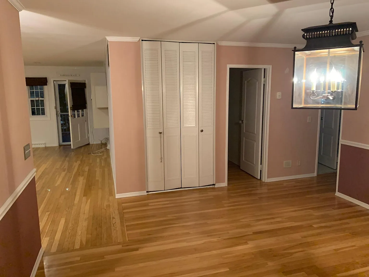 2 bed, 1356 sqft, $4,000 — Photo 3