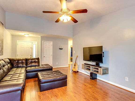 5th image of 5721 Matlock Dr