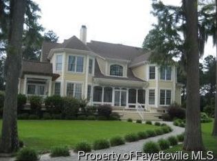 360 Lake Shore Dr, White Lake, NC 28337