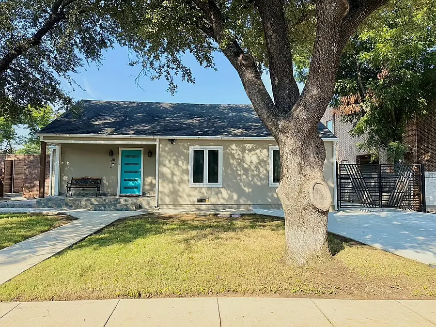 3 bed, 1436 sqft, $2,999 — Photo 4