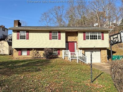 240 Oakmont Dr, Poca, WV, 25159