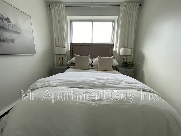 1284 Fennell Ave E #6 — Photo 15