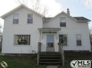 94 S Manning St, Hillsdale, MI 49242