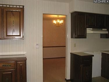 5th image of 104 Spring Garden Dr