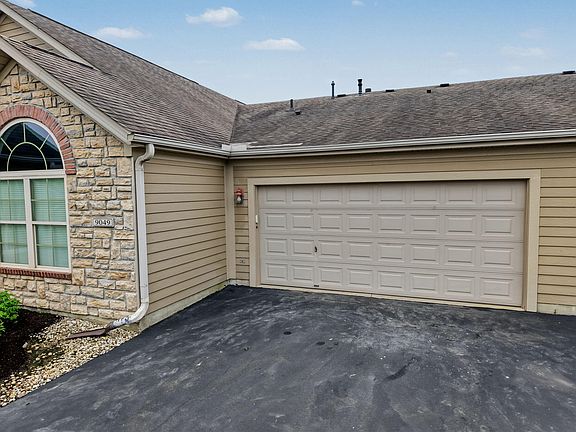 3rd image of 9049 Royal Oak Ln